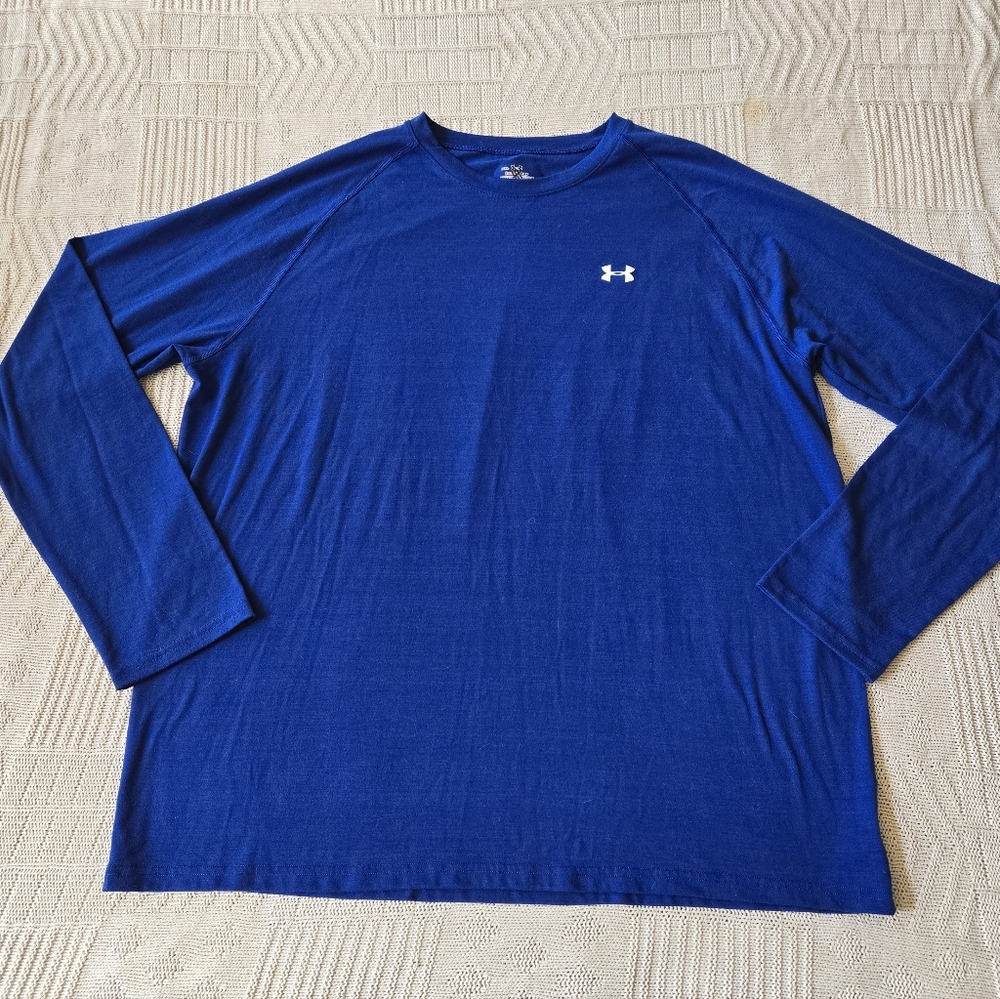 Under Armour long sleeve - Picture 1 of 2